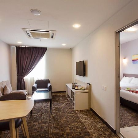 Amansari Hotel Nusajaya Nusajaya  Extérieur photo