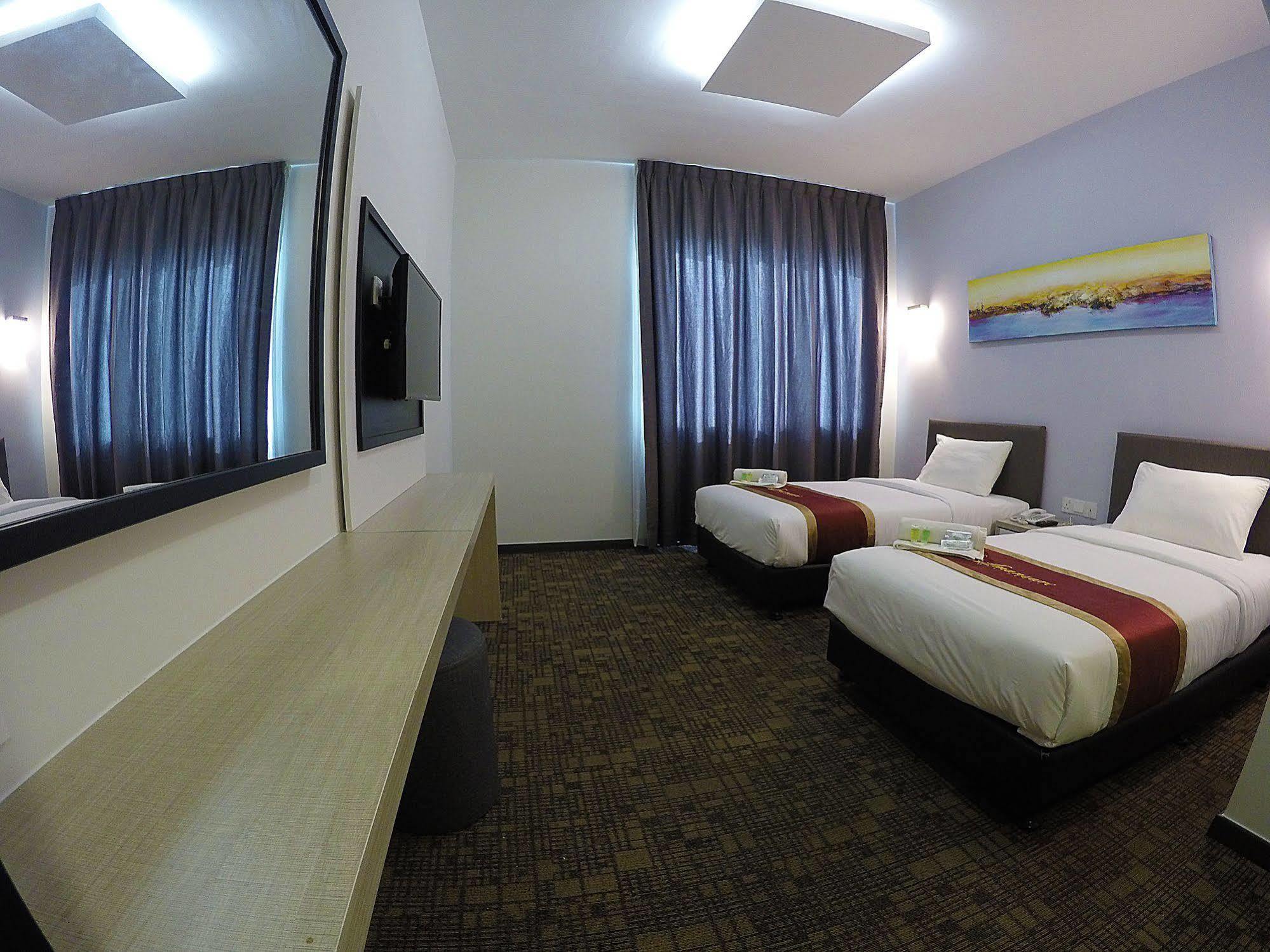 Amansari Hotel Nusajaya Nusajaya  Extérieur photo