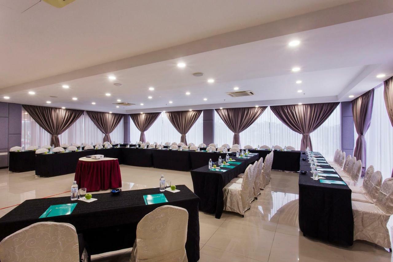 Amansari Hotel Nusajaya Nusajaya  Extérieur photo