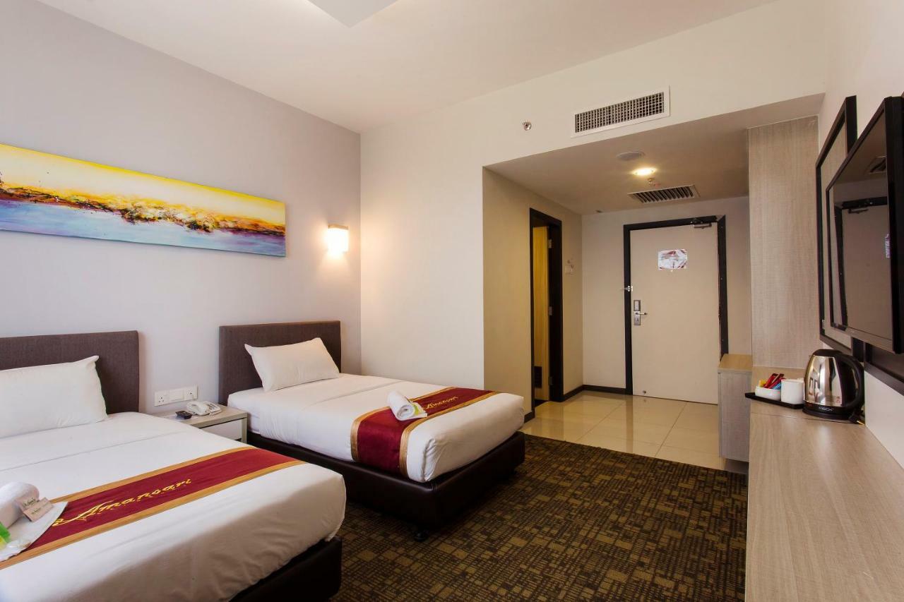Amansari Hotel Nusajaya Nusajaya  Extérieur photo
